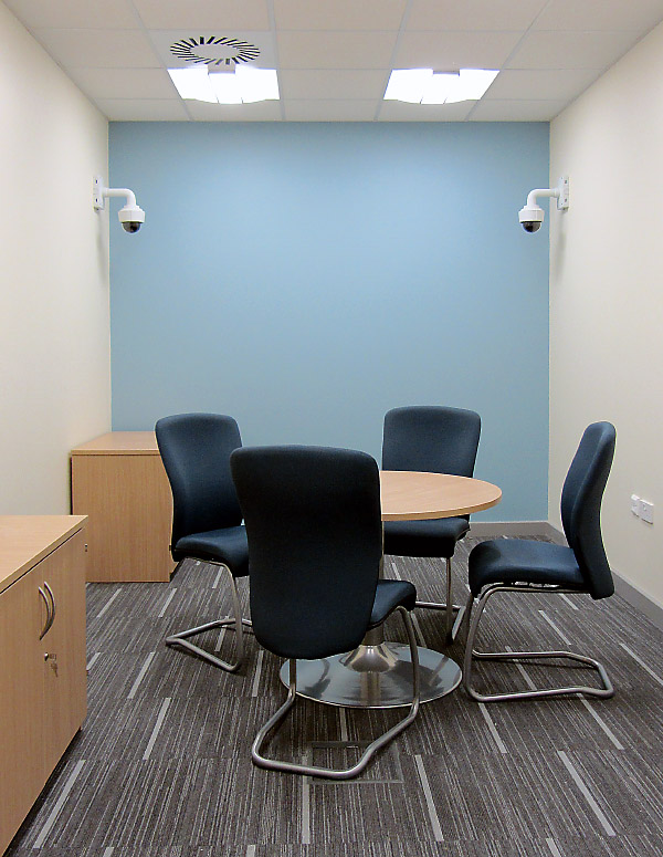 Mangold participant observation room
